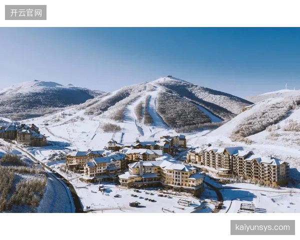 崇礼太舞滑雪度假区整合户外休闲业态，应对“雪季”依赖症，探索全季运营方案